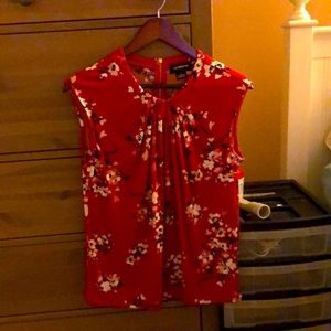 Liz Claiborne career dressy tank top. Size small.